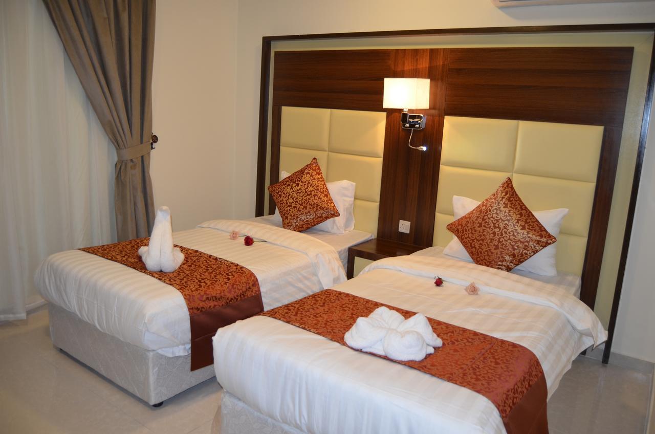 Aparthotel Lina Park 4 à Khobar Extérieur photo