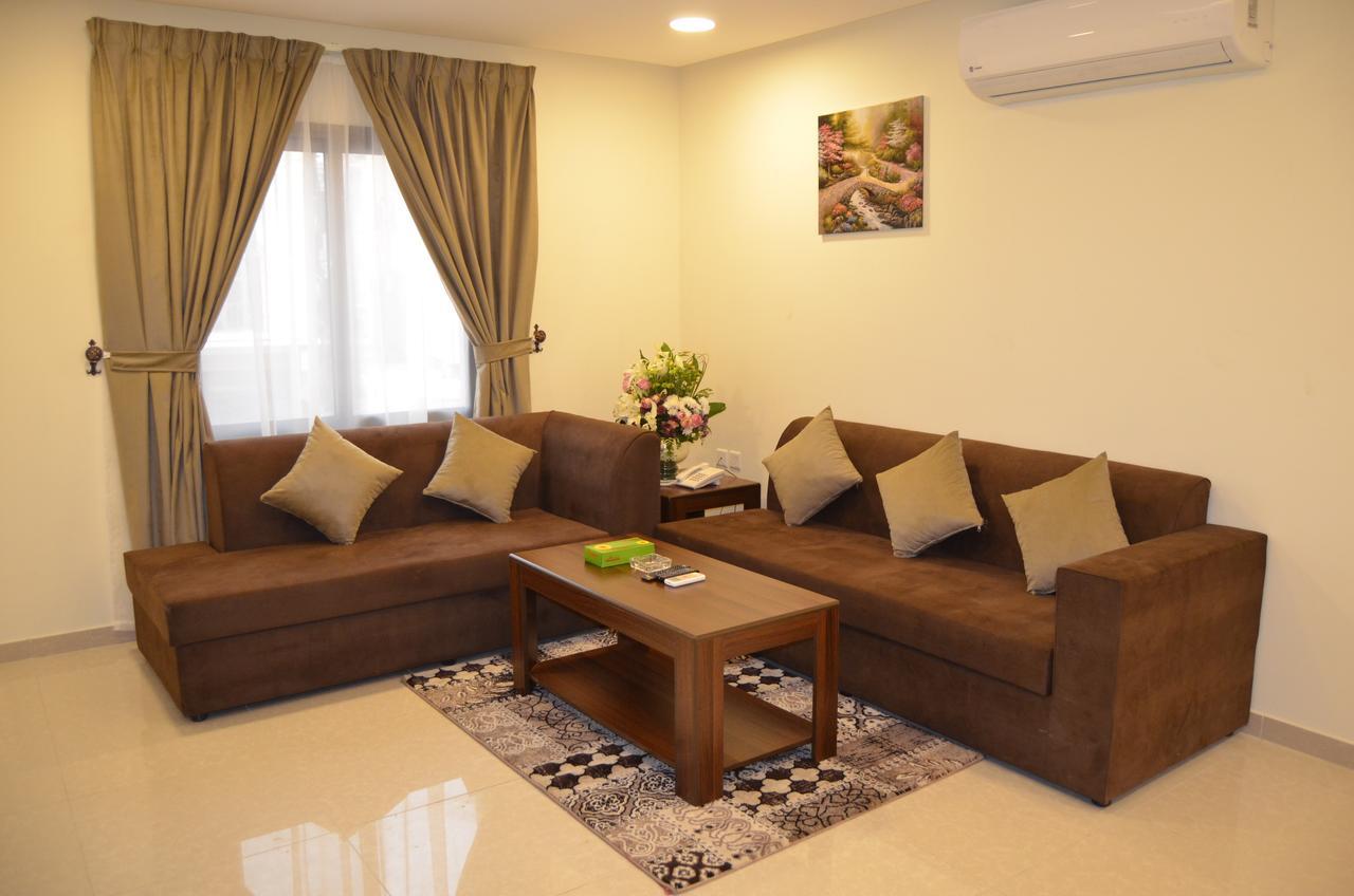 Aparthotel Lina Park 4 à Khobar Extérieur photo