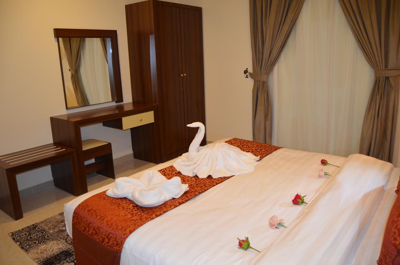Aparthotel Lina Park 4 à Khobar Extérieur photo